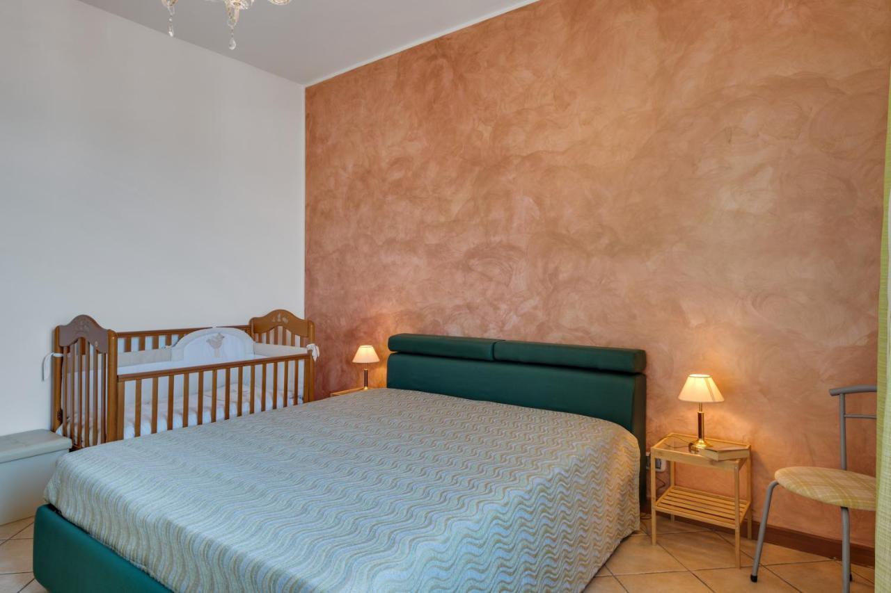 Roomy And Bright Apartment With Balconies X6 カターニア エクステリア 写真