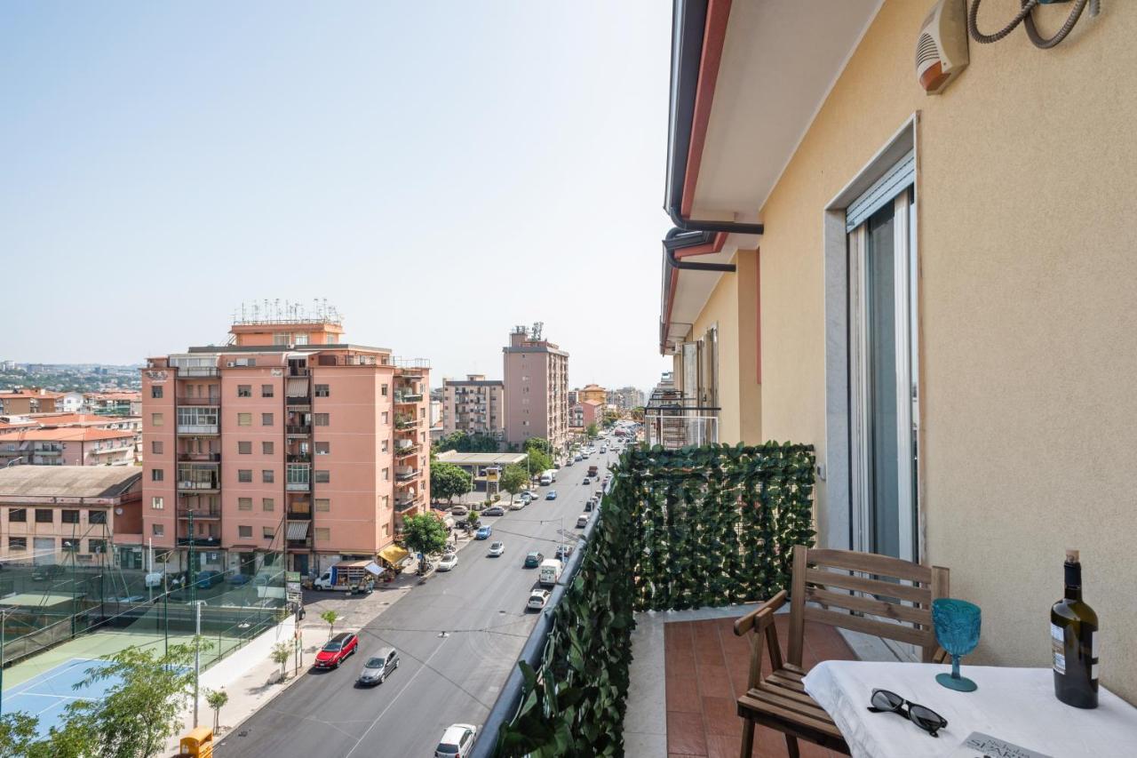 Roomy And Bright Apartment With Balconies X6 カターニア エクステリア 写真